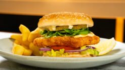 SEAFEAST BREADED COD BURGER 30X100G